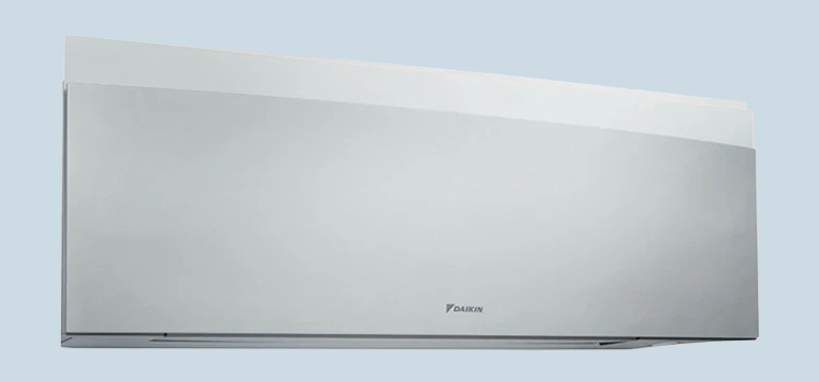 Daikin Emura