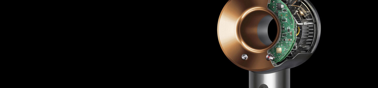 Doorsnede van een metalen apparaat met elektronica en mechanische onderdelen zichtbaar binnenin.