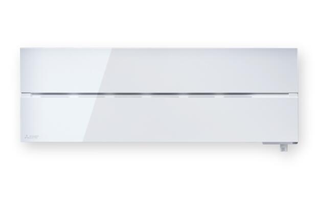 Een witte wand gemonteerde airconditioner met een eenvoudig ontwerp.