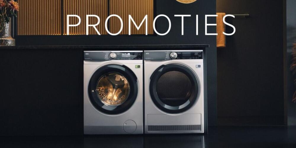 Wasmachine en droger onder een blad, met een promotieaanduiding erboven.