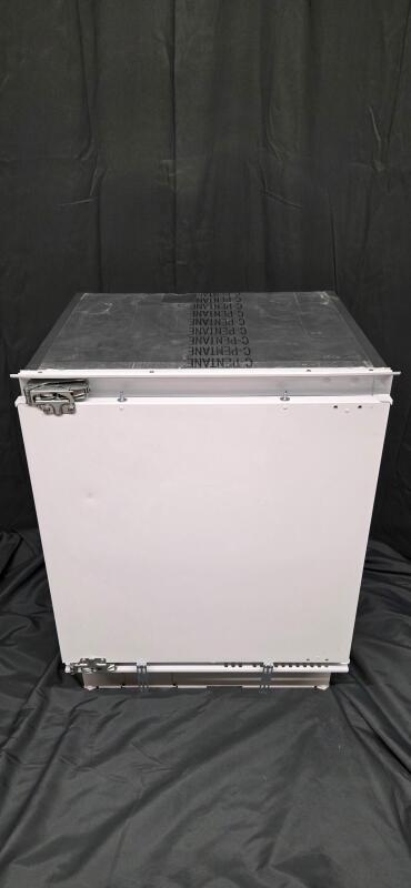 Whirlpool onderbouw ijskast WBUF011 - 391