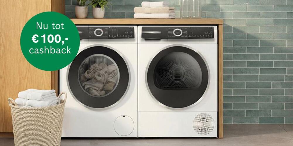 Wasmachine en droger naast elkaar, met cashback promotie en wasmand op de voorgrond.